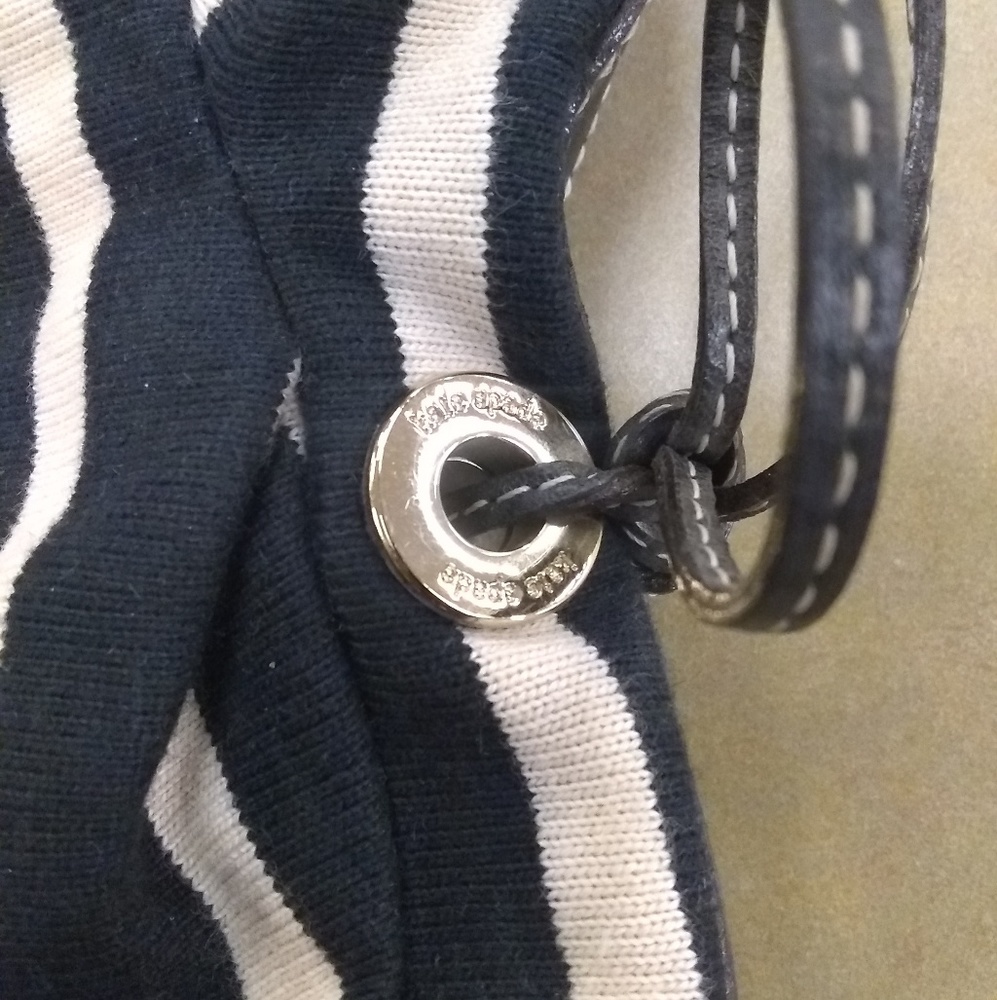 Kate Spade black and cream hobo shoulder bag - Picture 4 of 8